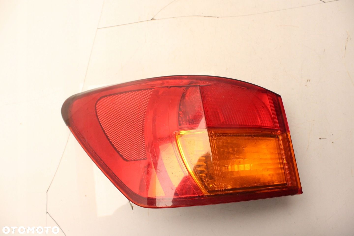 LEXUS IS II 2 05R- LAMPA LEWA TYLNA TYŁ LEWY - 1