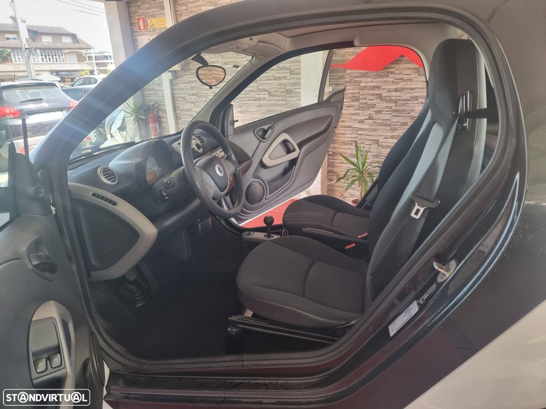 Smart ForTwo Coupé 1.0 mhd Pure 61 - 12