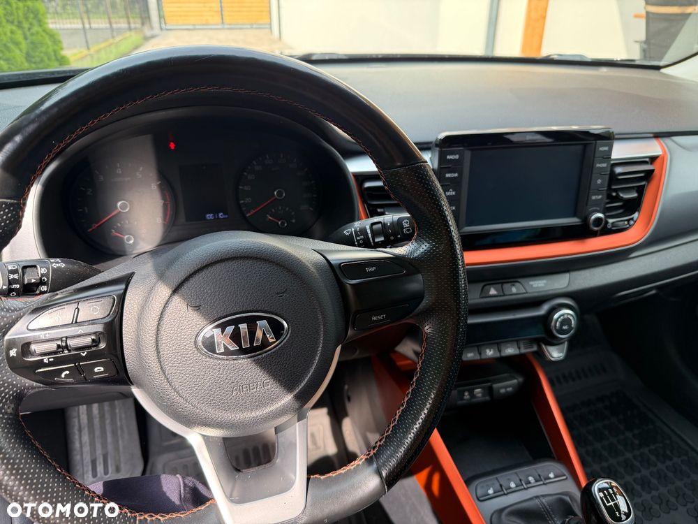 Kia Stonic - 4