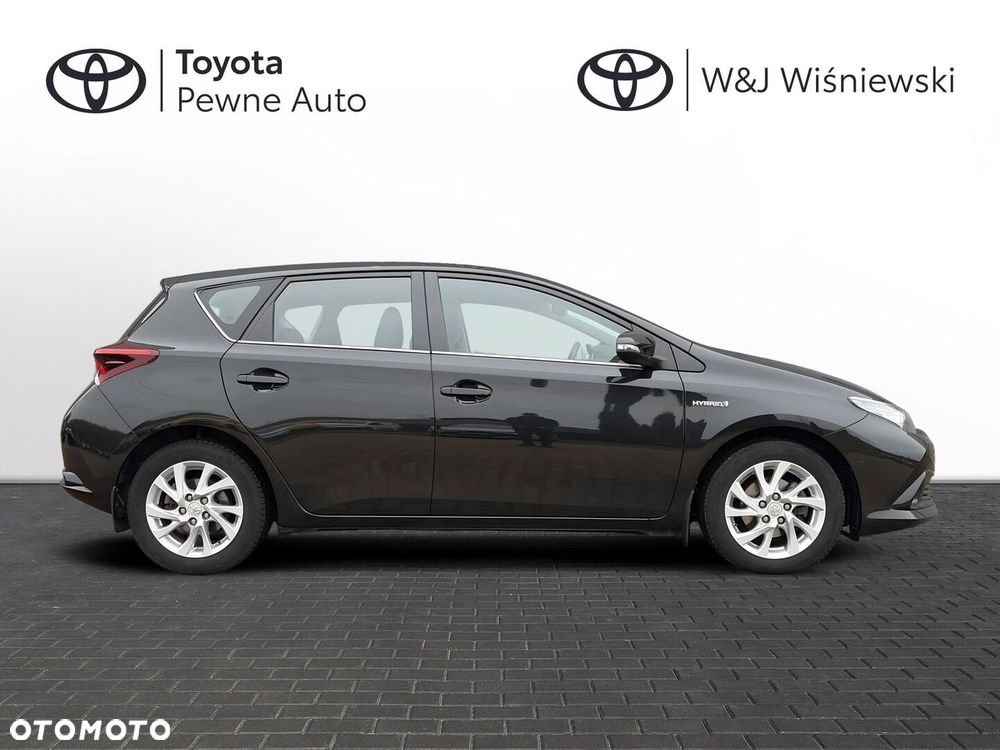 Toyota Auris - 4