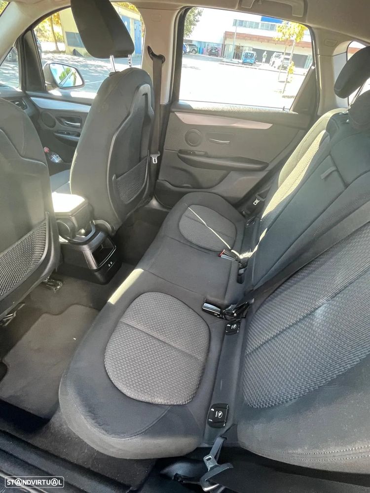 BMW 216 Active Tourer - 8