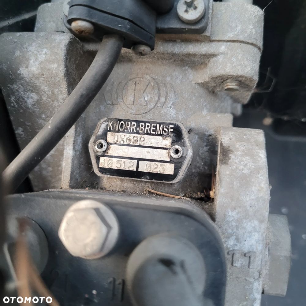 ZAWÓR HAMULCA IVECO KNORR DX60B ORYGINAŁ CHWALIM116 - 2