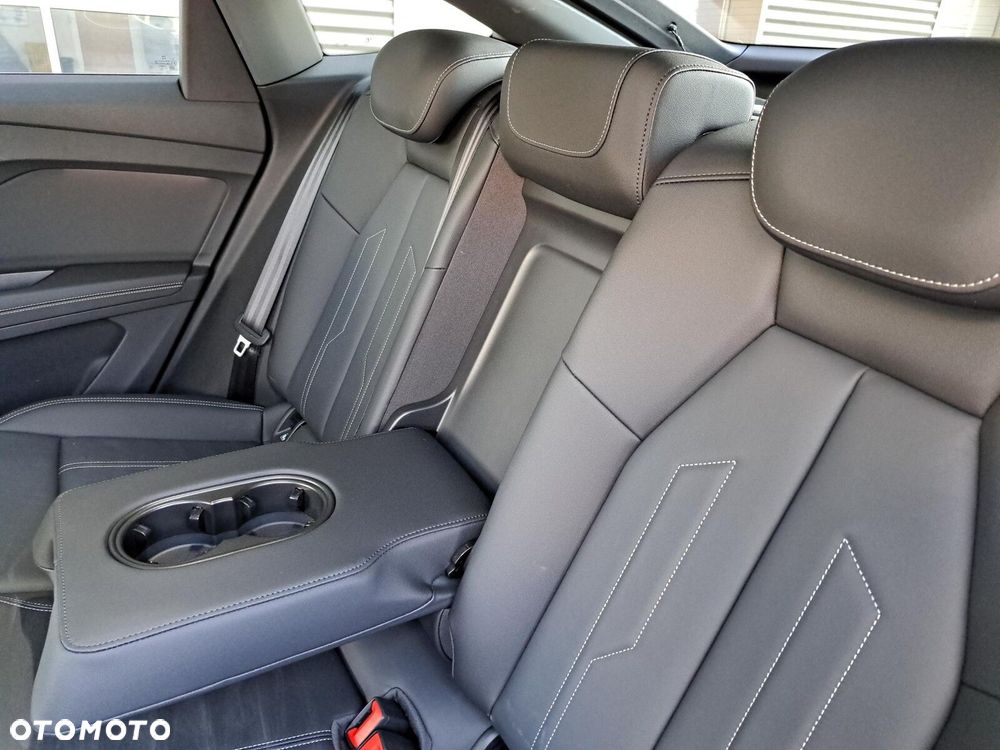 Audi Q4 Sportback e-tron - 17