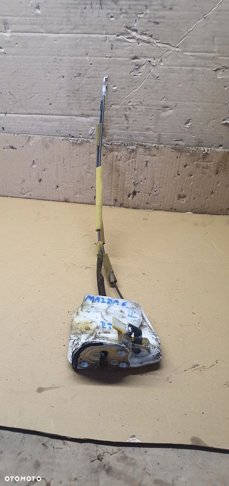 Zamek prawy tył tylny prawy 5 PIN Mazda 6 II - 1