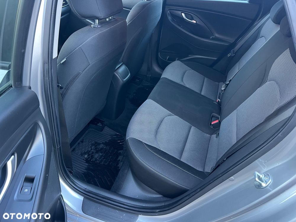 Hyundai i30 1.0 T-GDI Modern - 18