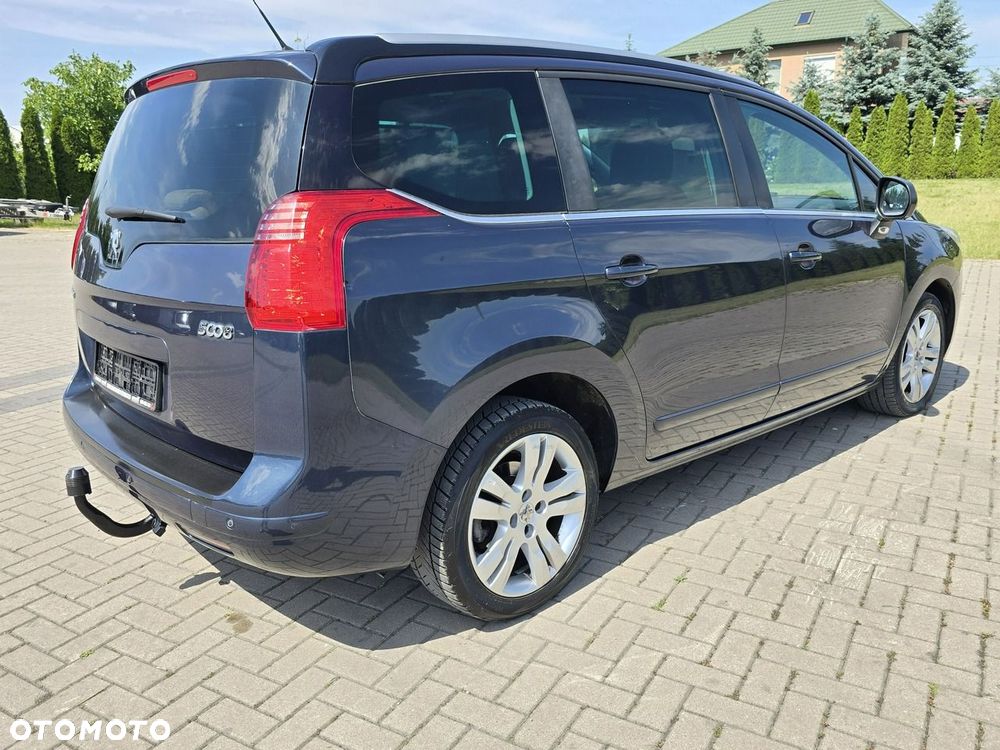 Peugeot 5008 - 9