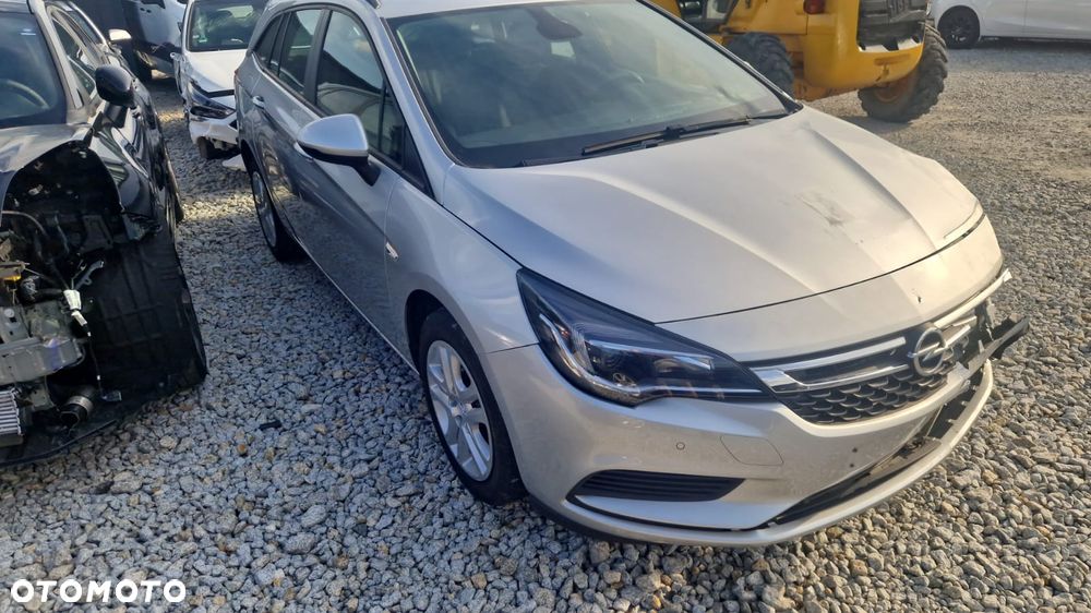 Opel Astra 1.6 CDTI DPF ecoFLEX TourerStart/Stop Style - 19