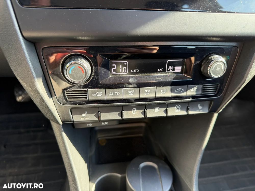 Skoda RAPID 1.2 TSI Style - 12