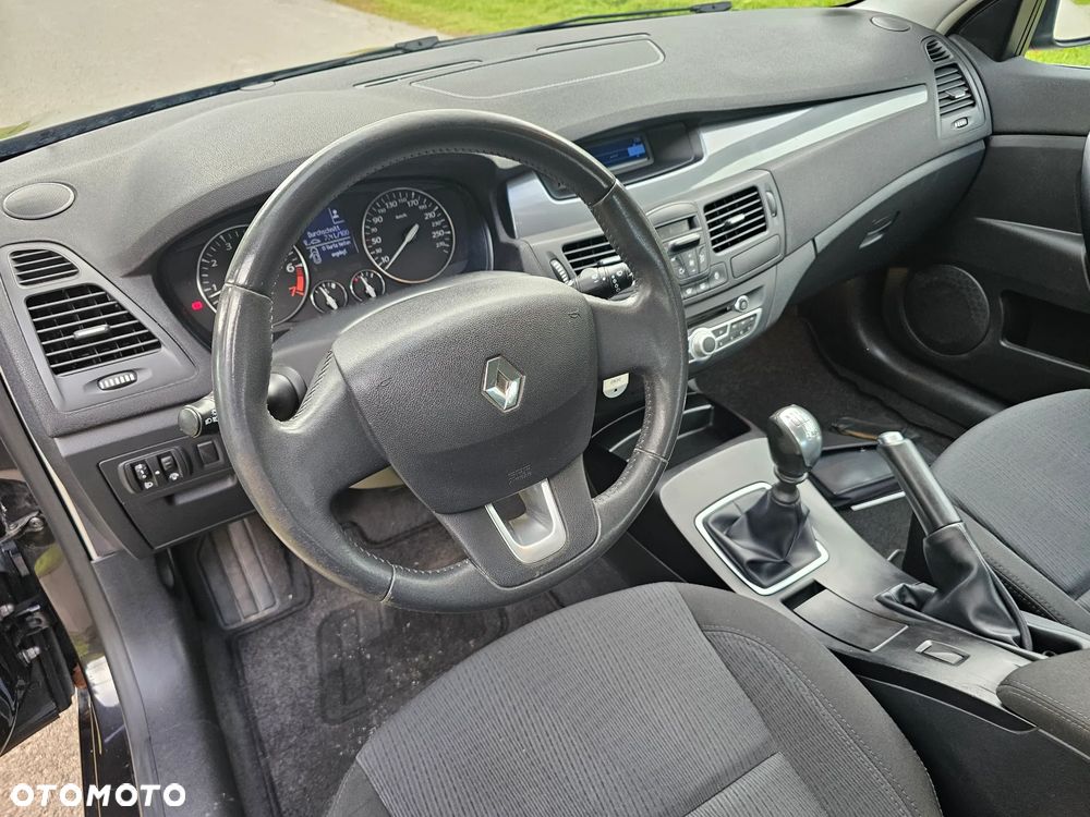 Renault Laguna 1.6 16V Expression - 11