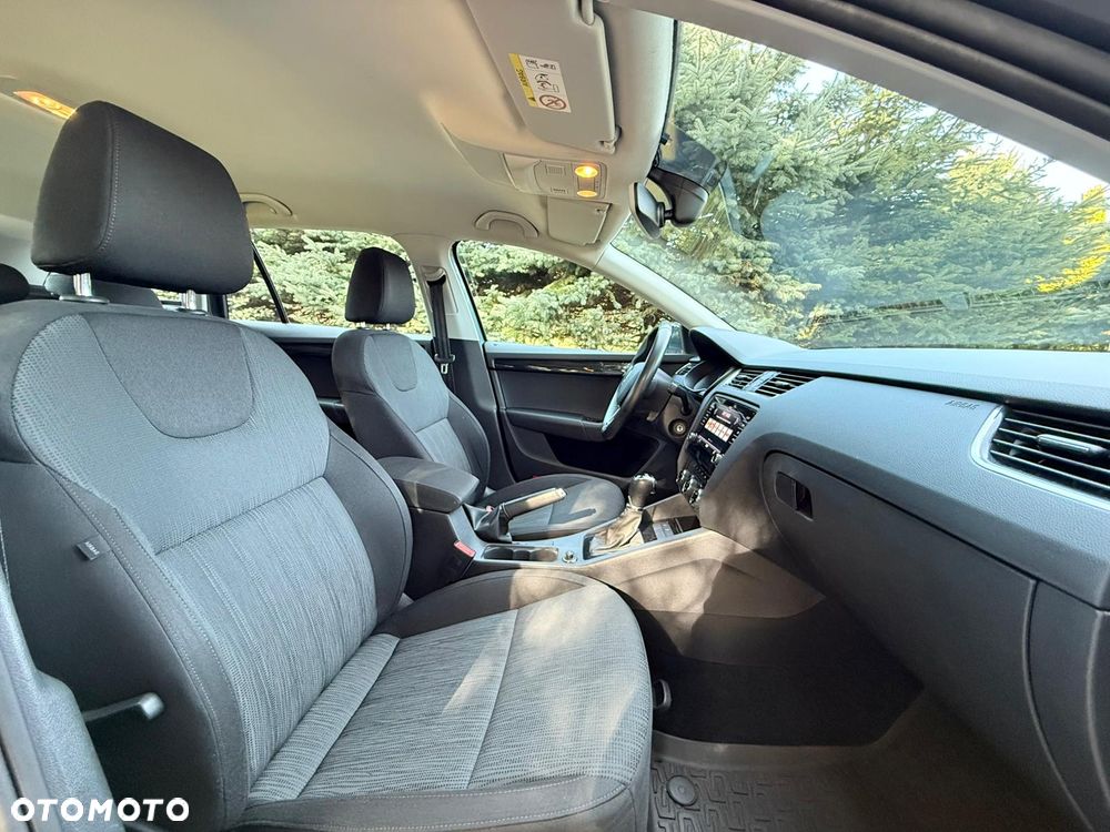 Skoda Octavia 1.8 TSI Style DSG - 27