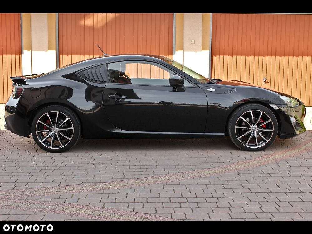 Toyota GT86 2.0 Prestige - 13