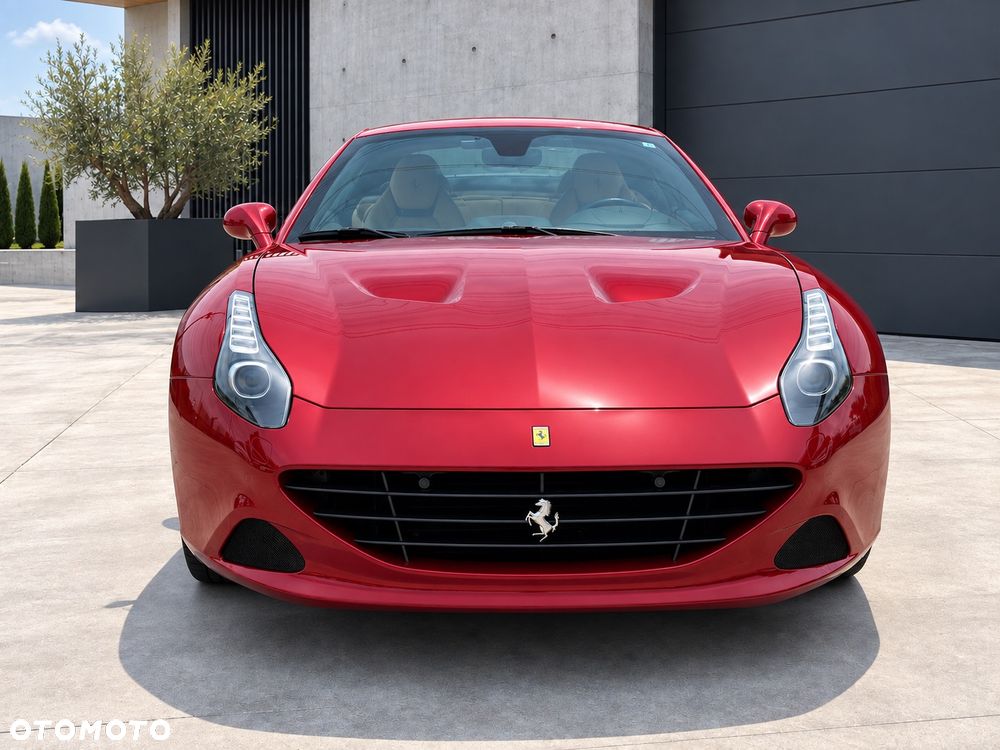 Ferrari California T - 4