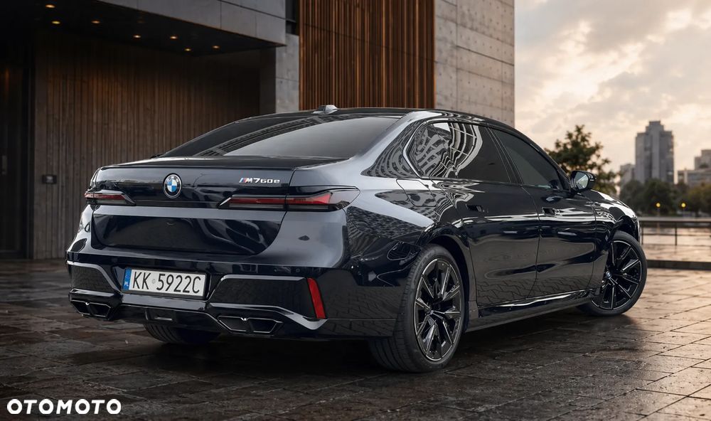 BMW Seria 7 M760e PHEV xDrive sport - 1