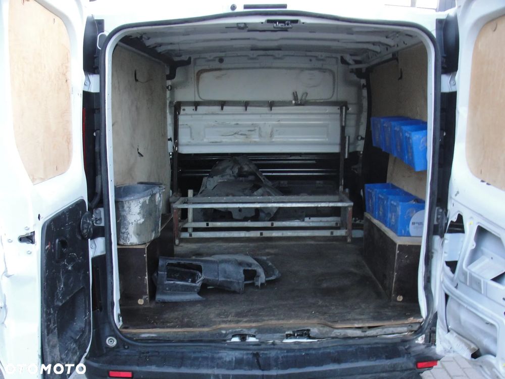 Renault Trafic - 17