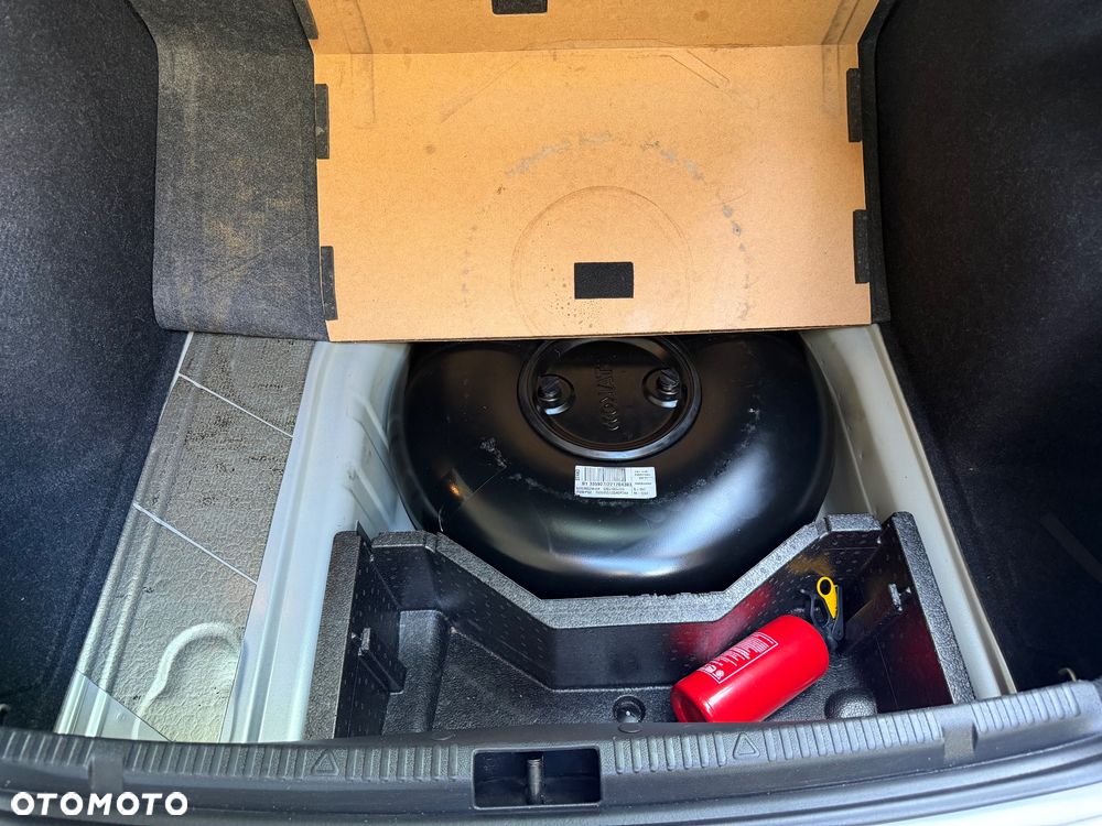 Skoda RAPID 1.0 TSI Ambition - 27