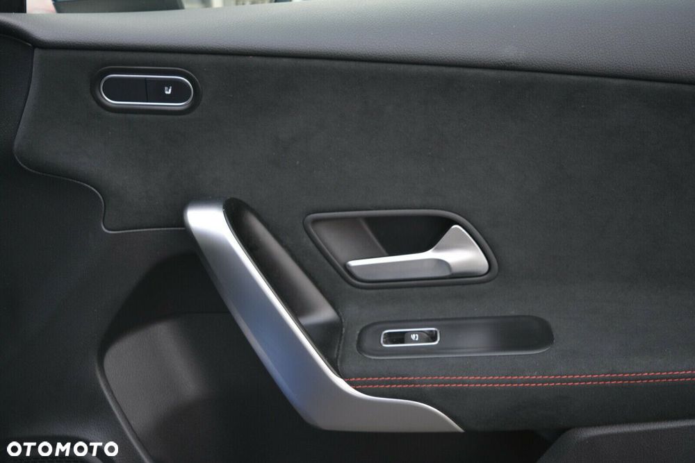 Mercedes-Benz Klasa A - 28