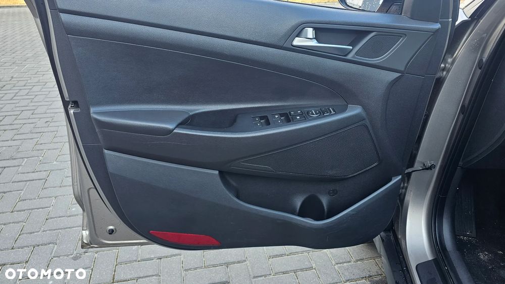 Hyundai Tucson 1.6 GDi 2WD Trend - 12