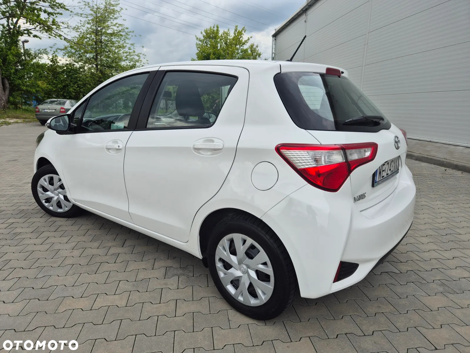Toyota Yaris 1.5 Premium - 18