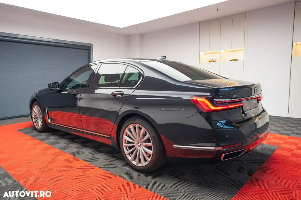 BMW Seria 7 740d xDrive MHEV - 4
