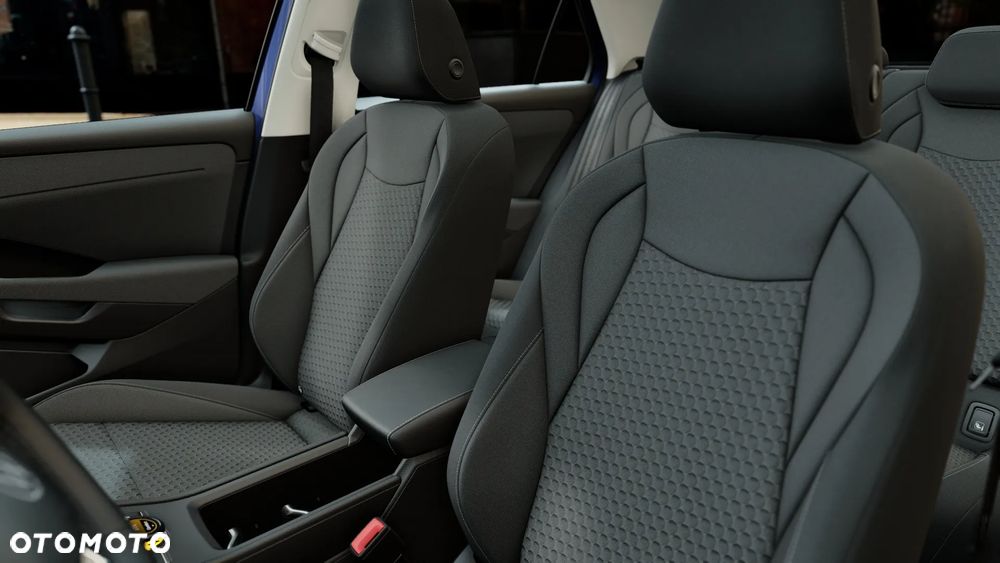 Volkswagen T-Roc 1.5 eTSI Life DSG - 11