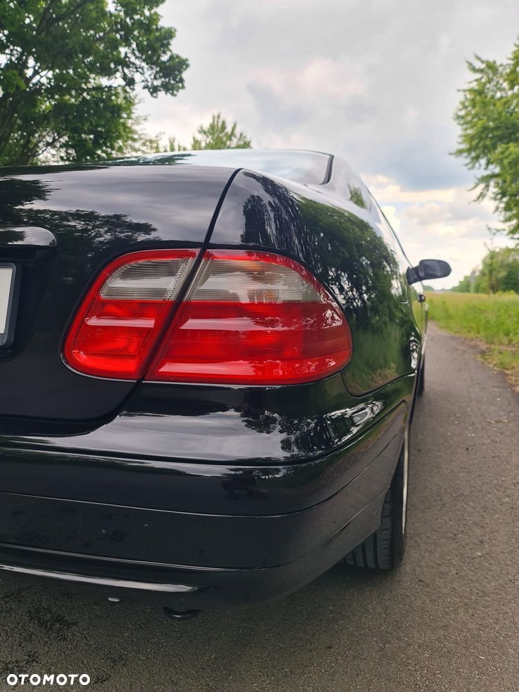 Mercedes-Benz CLK - 8