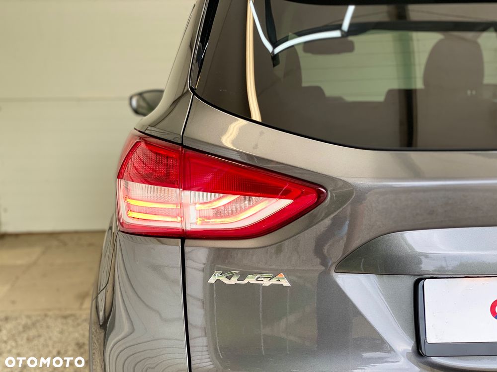 Ford Kuga 1.5 EcoBoost 2x4 Titanium - 8