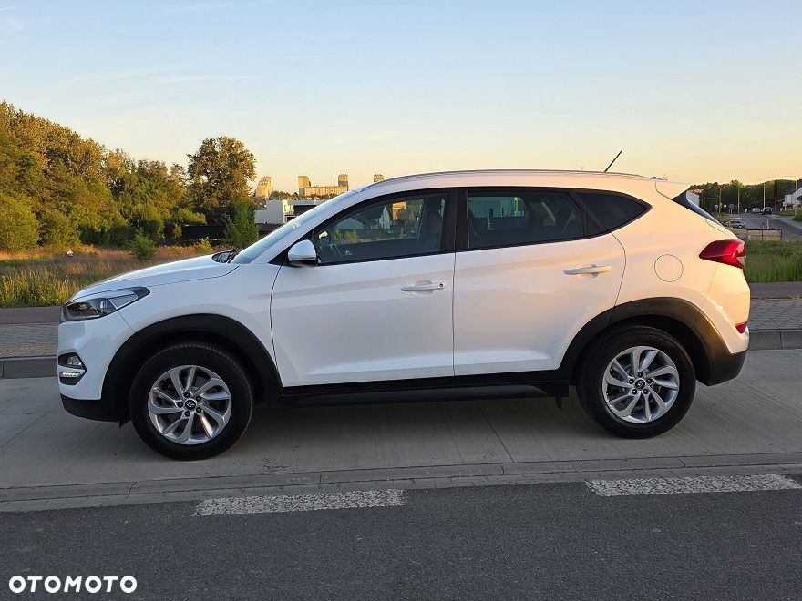 Hyundai Tucson 1.6 GDI BlueDrive Style 2WD - 4