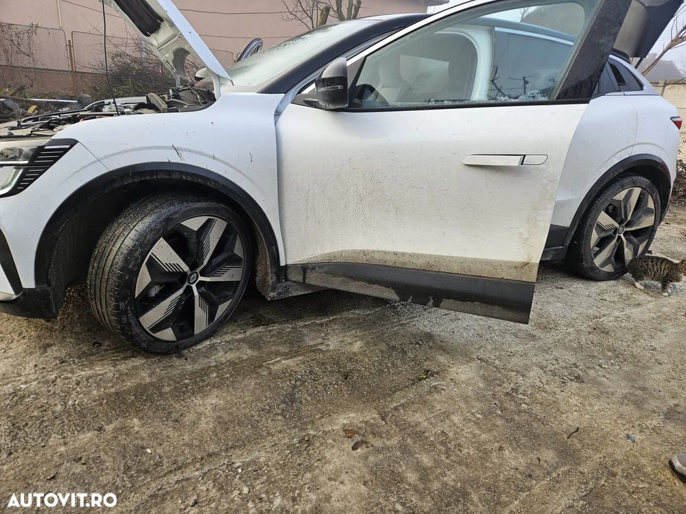 Dezmembrez renault e tech 55kw - 1