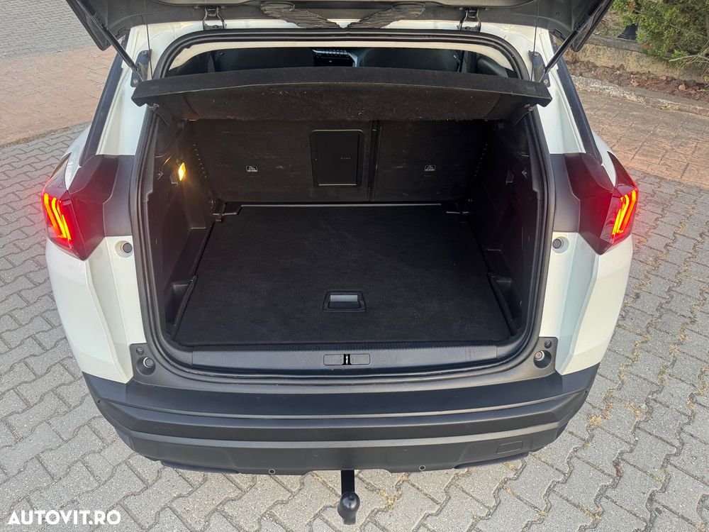 Peugeot 3008 1.5 BlueHDI 130 S&S EAT8 Allure - 34