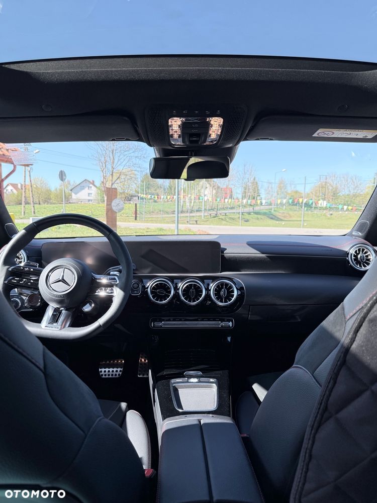 Mercedes-Benz CLA AMG 45 S 4-Matic+ 8G-DCT - 14