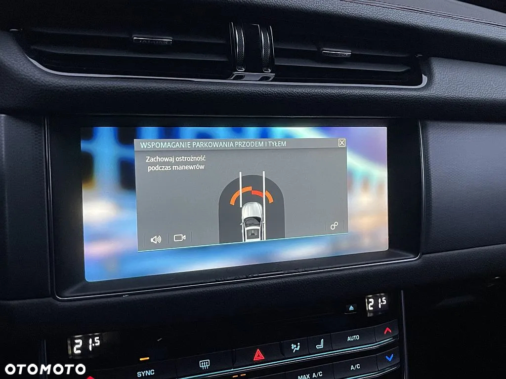 Jaguar XF 2.0 i4D R-Sport - 15