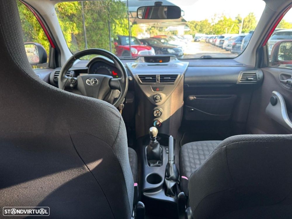 Toyota iQ 1.0 - 7