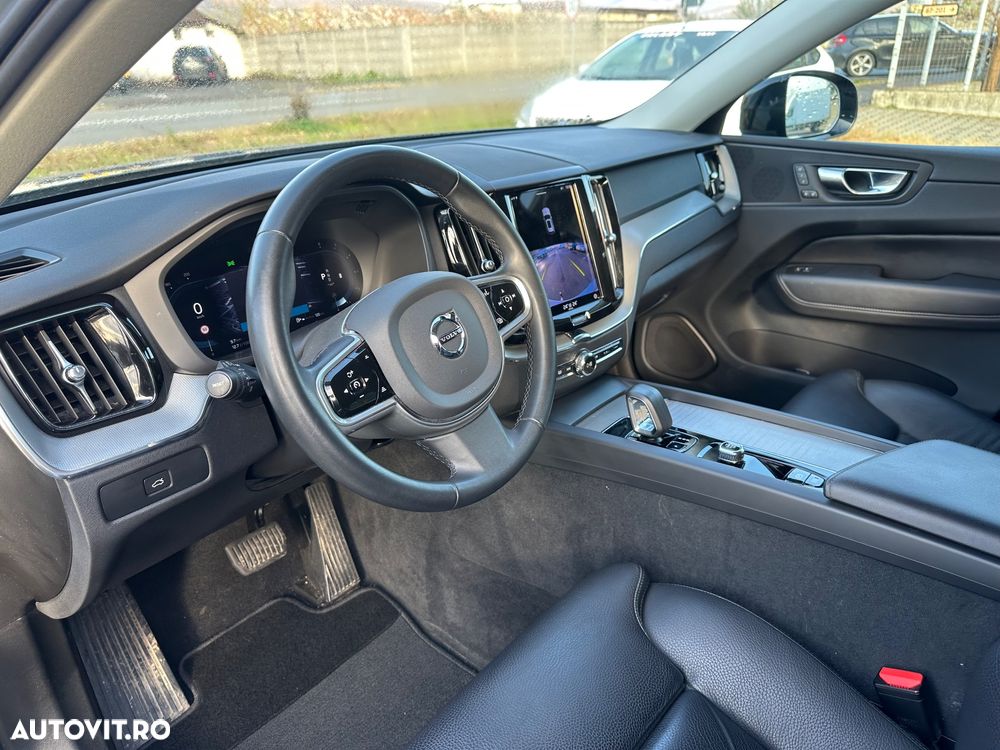 Volvo XC 60 B4 D Ultimate Dark - 9