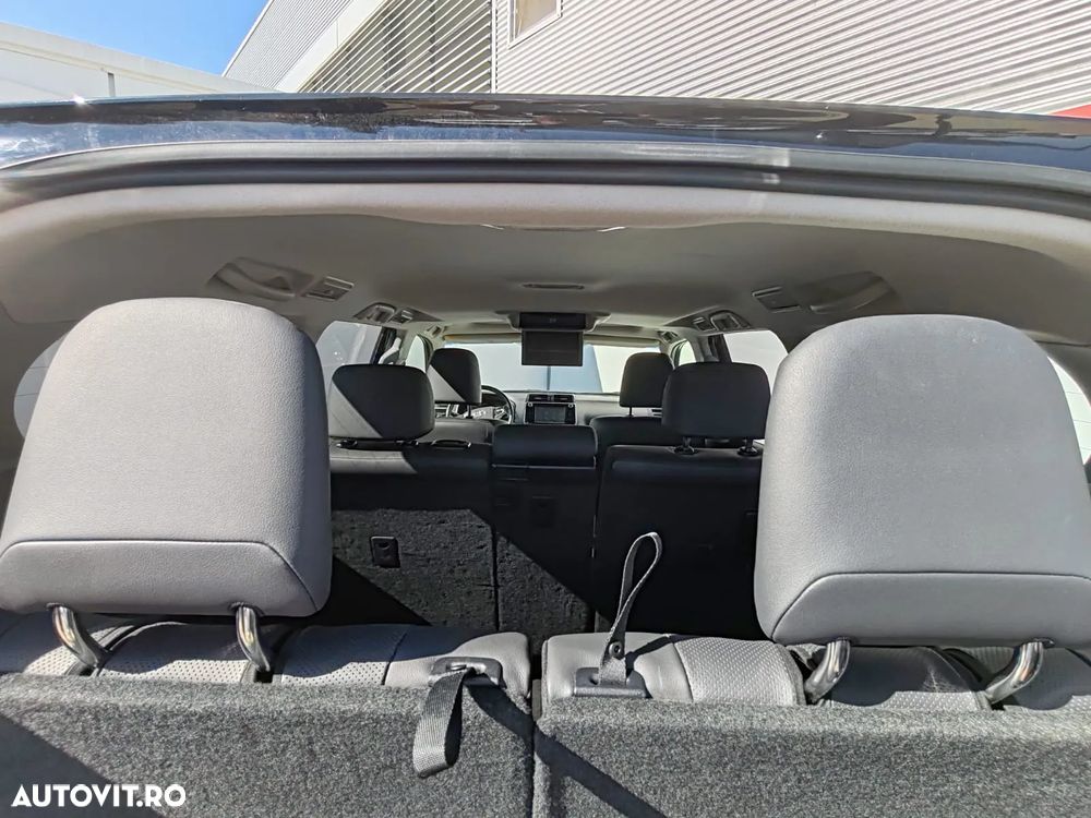 Toyota Land Cruiser 2.8l Turbo D-4D AVS Aut. Luxury - 11