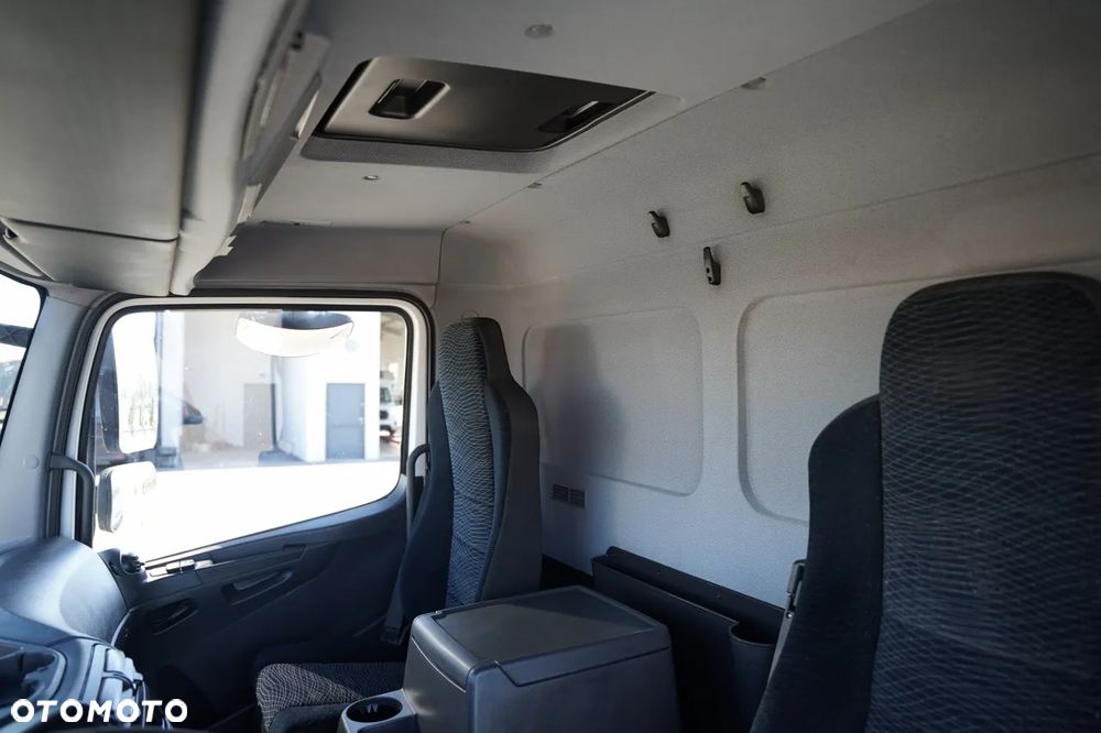 Mercedes-Benz ATEGO 1221 / 4X2 / KONTENER / WINDA DHOLLANDIA - 1 500KG / AUTOMAT / EURO 6 - 27