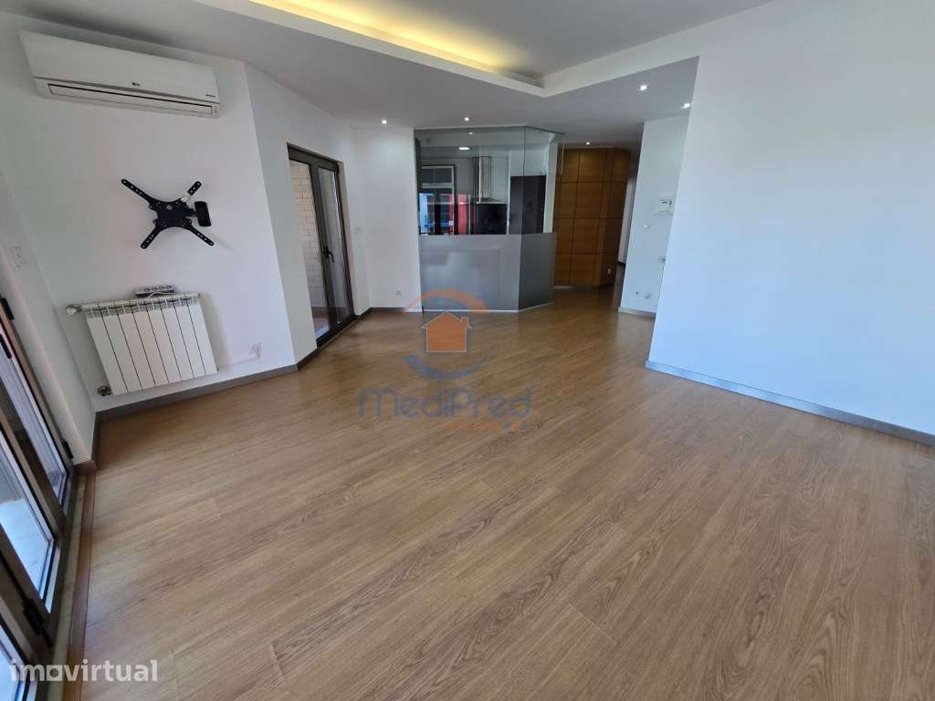 Apartamento T2 c/ Parqueamento e Arrecadação | Jardim da Amoreira, ... - Grande imagem: 5/40