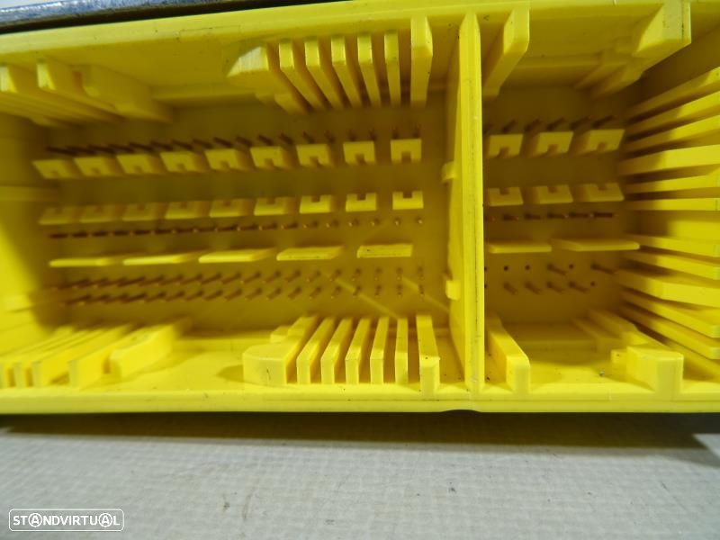 Centralina De Airbags Mercedes-Benz C-Class (W204)  A2079011700 / 5Wk4 - 3