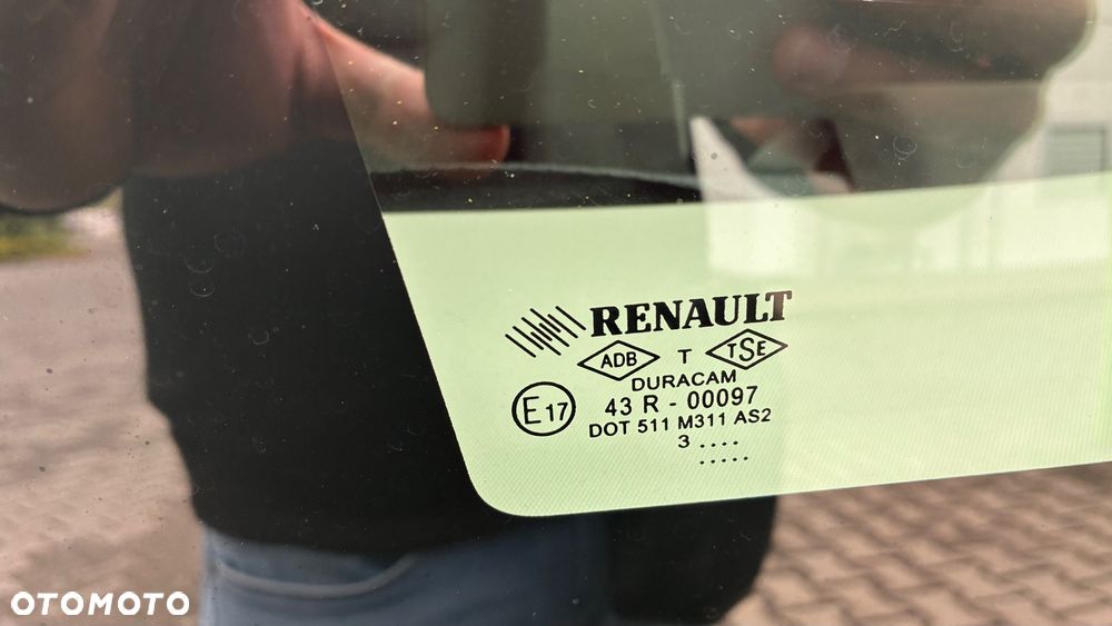 Renault Clio - 20
