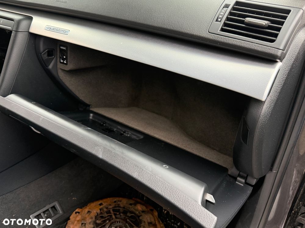 SCHOWEK AUDI A4 B7 -WYSYŁKA- - 3