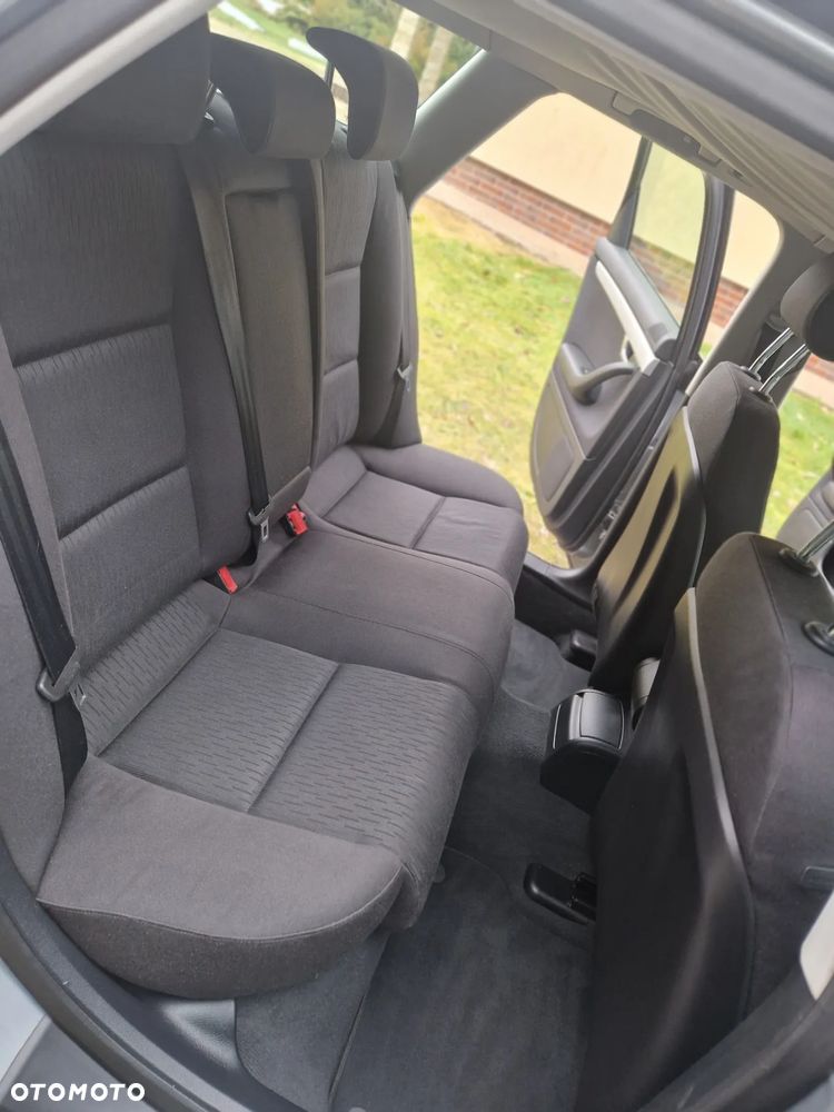 Audi A4 Avant 2.0 TDI DPF - 16