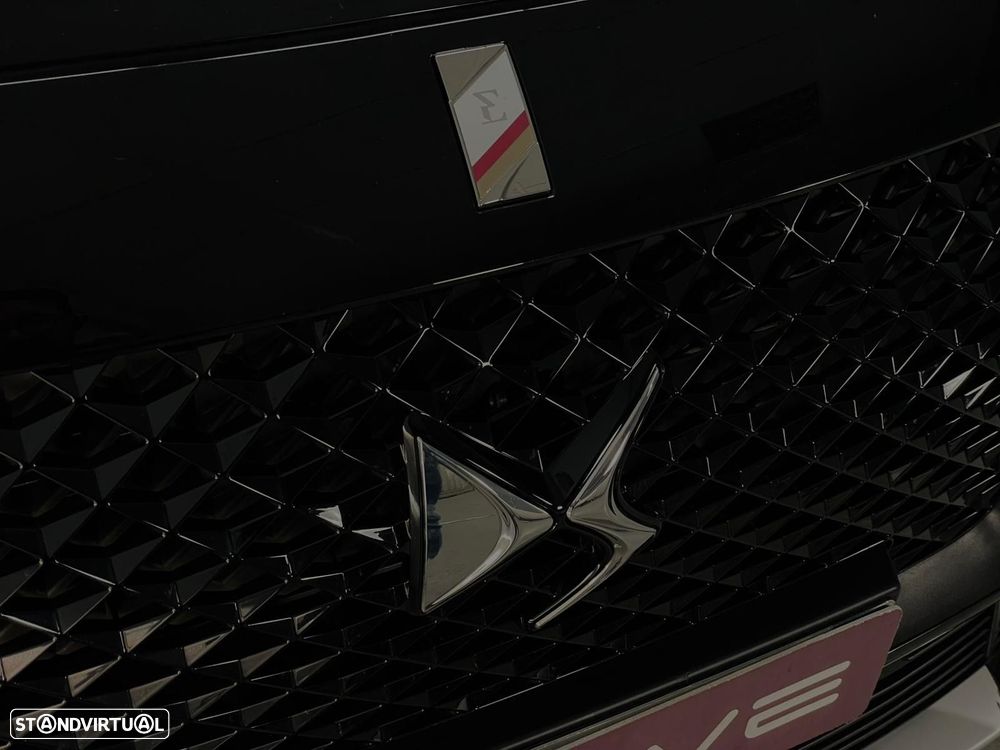DS DS7 Crossback E-Tense Performance Line EAT8 - 12