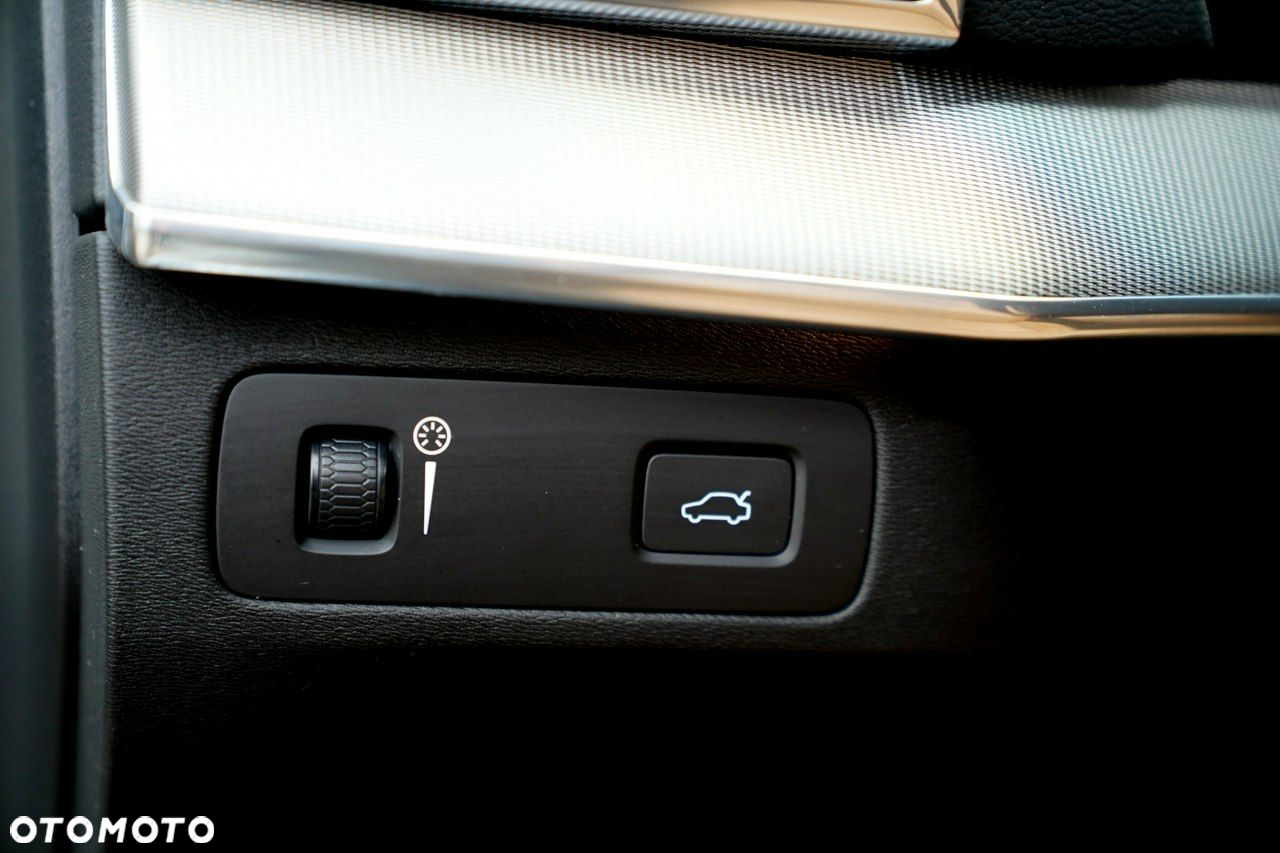 Volvo XC 90 D5 AWD Inscription 7os - 17
