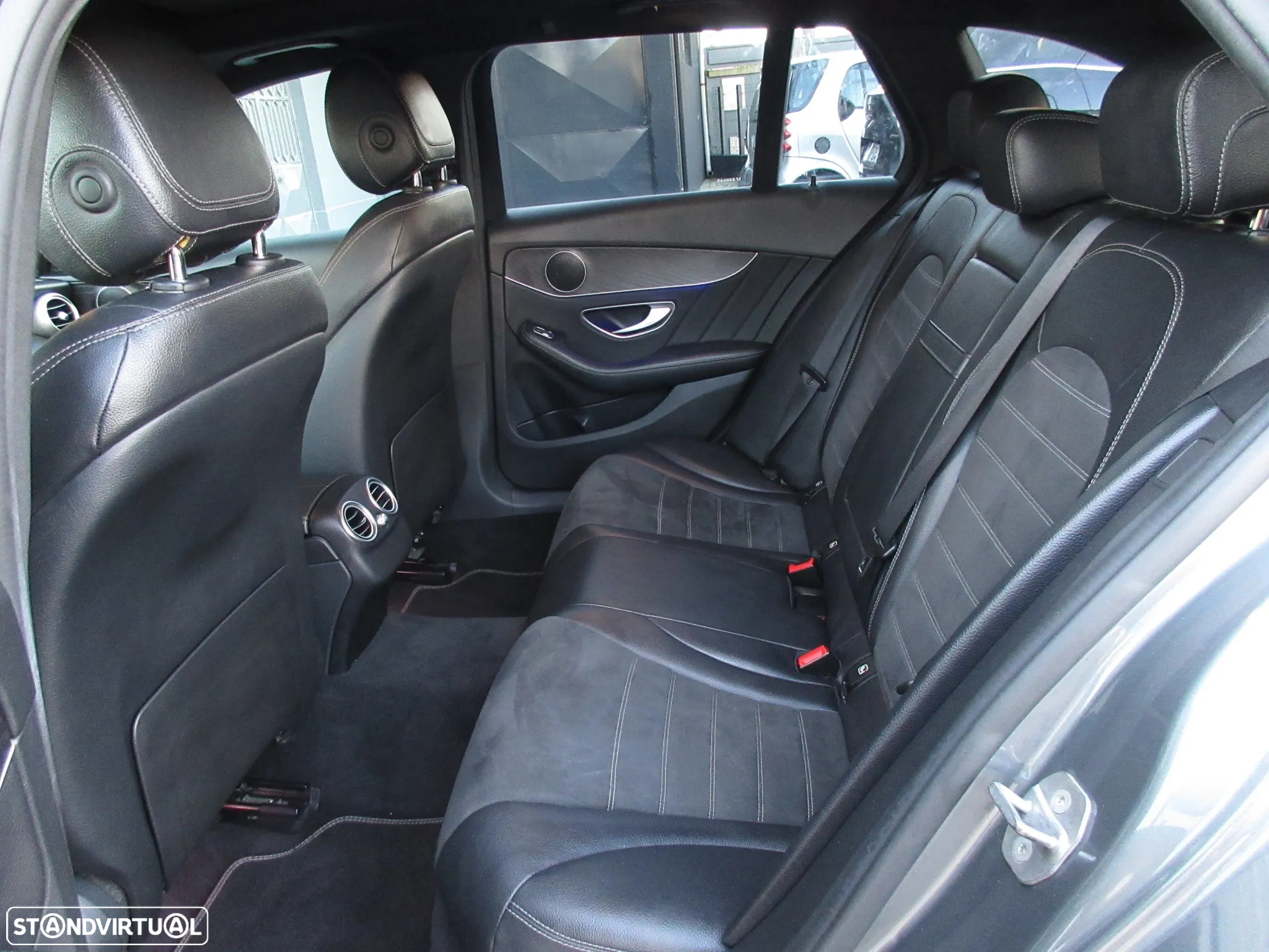 Mercedes-Benz C 220 d Station 9G-TRONIC AMG Line - 25