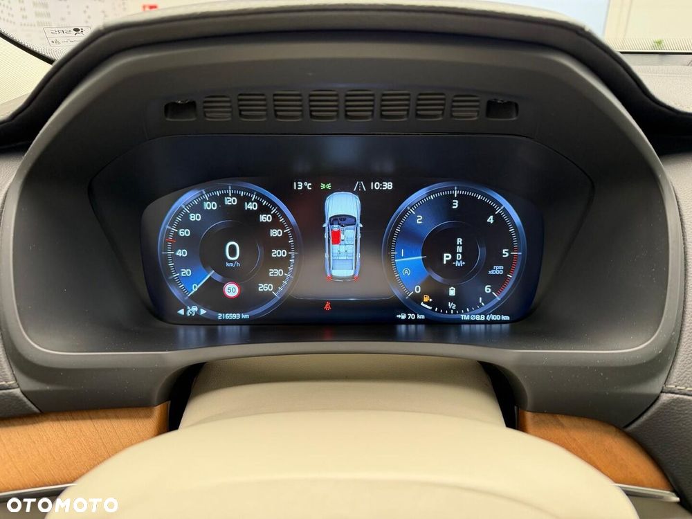 Volvo XC 90 - 6
