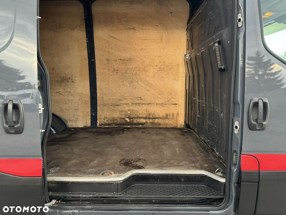 Iveco Daily 35C18 - 14