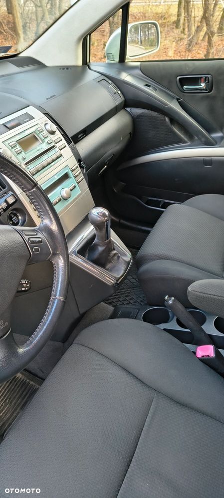 Toyota Corolla Verso - 7