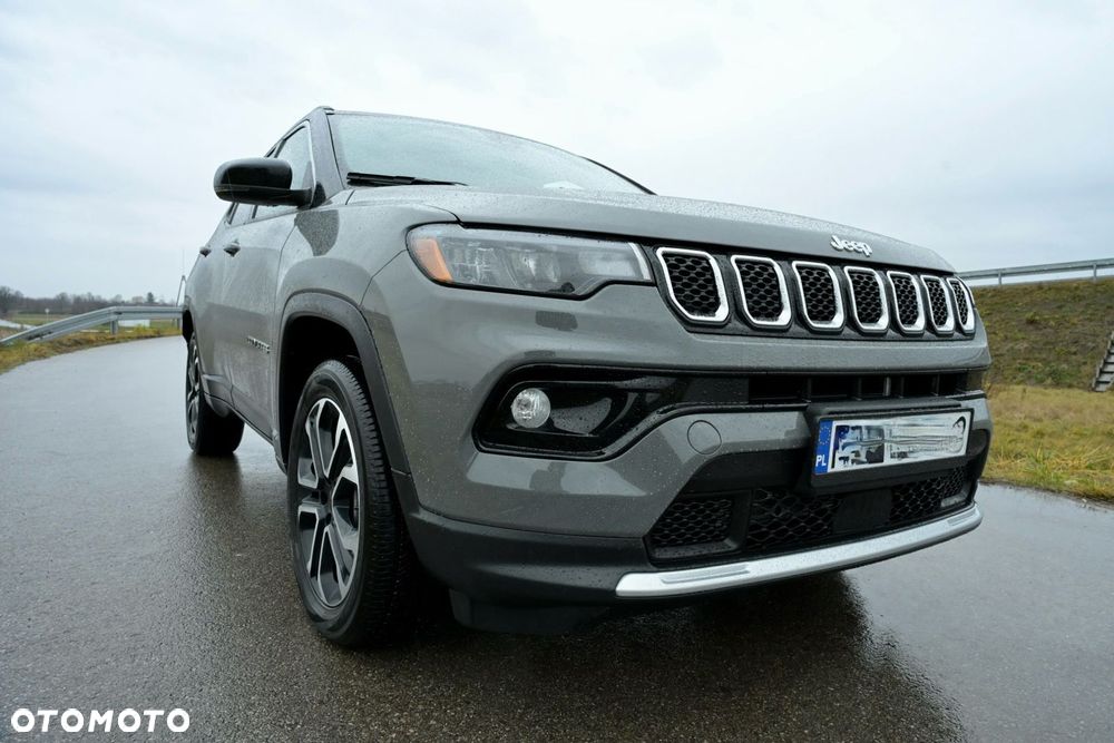 Jeep Compass - 2