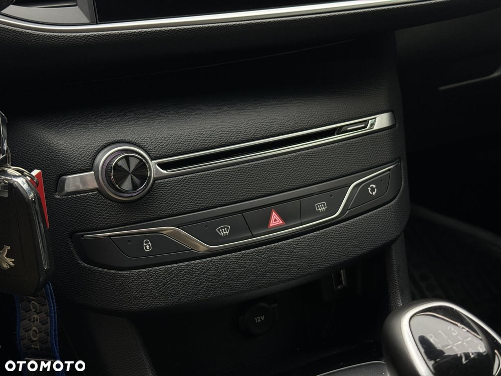 Peugeot 308 1.5 BlueHDi Active S&S - 26