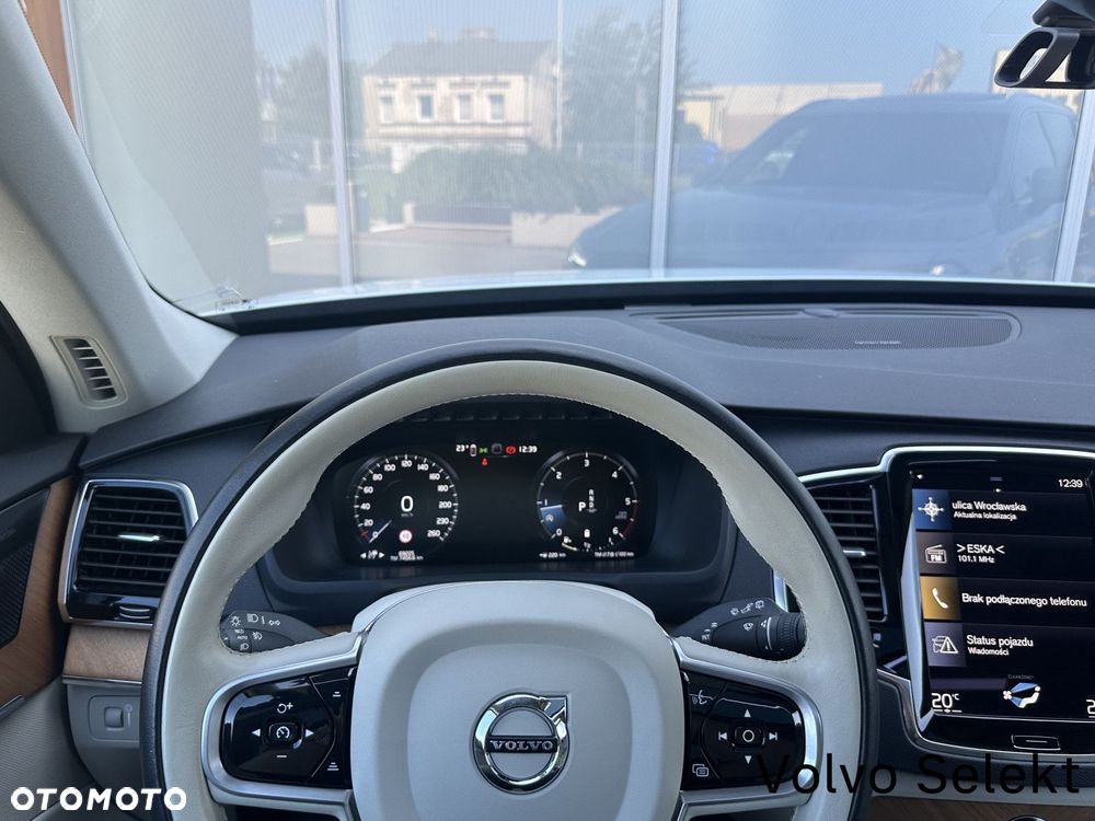 Volvo XC 90 - 12