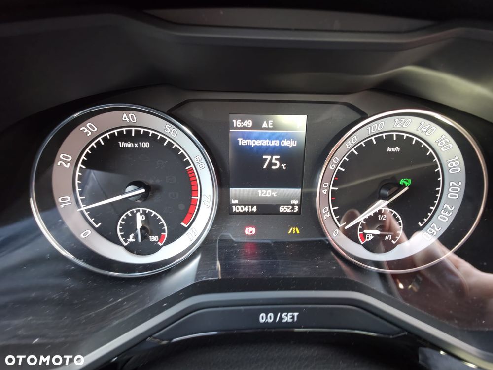 Skoda Superb 2.0 TSI 4x4 L&K DSG - 11